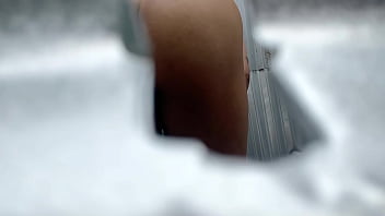 Mujer Grabada En Cabina Al Aire Libre(chica Big Ass)