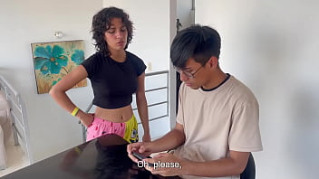 Pequeña Hermanastra Debe Pagar Su Nuevo Celular Con Sexo Duro A Su Hermanastro_mayor. H.l.