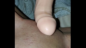 Emy Angel S_amuse Avec Son Dildo