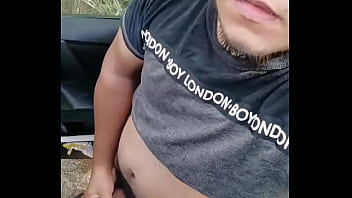 Gordito De Masturba En La Carretera