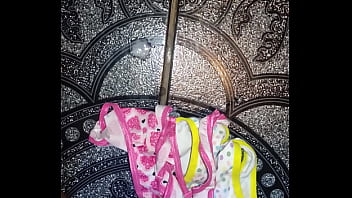 Gozada Nas Calcinhas Da Cunhadinha