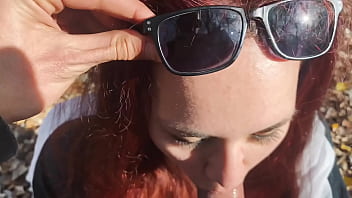 Me Follo A Una Pelirroja En El Bosque