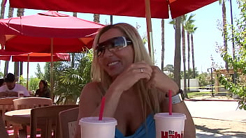 Lysa Demarco Blonde Mature Mom Fuck By Barry Scott