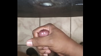 Punhetinha Gostosa No Trabalho 3