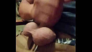 Hermanastro Jalandosela Con Tremendos Huevotes