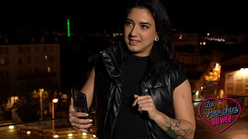 Lena Coxx, Brunette Coquine Qui Aime Le Hard