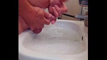 Prinzalbert9 - Shaved, Solo, Water, Piercings - Shaved_pussy - 2025 - Hot - Scene - Video 313767