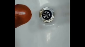 Lleno De Semen Su Lavado