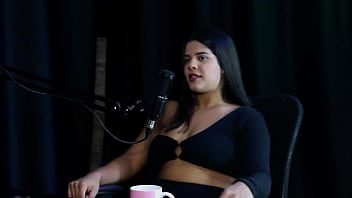 Foi Convidada Para Ser Esposa, Prefere Morar Sozinha, A Família Sempre Aceitou, E O Fetiche... - Val Mineirinha (sheer/red)