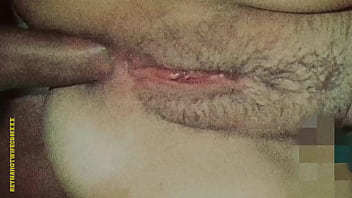 Le Pago Al Taxi De Uber El Viaje Con Una Mamada, Me Calienta Y Dejo Que Me Dé Anal