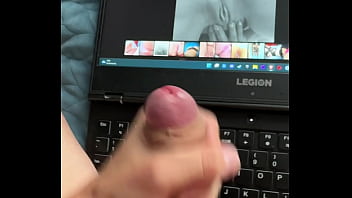 Trzepanie Dla Dyskretnej Czarnulki