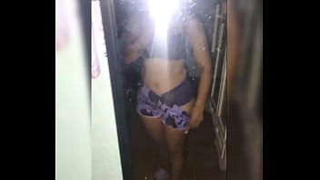 La Cachonda De Lupita Se Desnuda