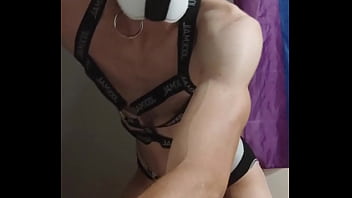 Jung Schwul Geil Ziegt Was Er Hatt.und Figt Seinen Diödo