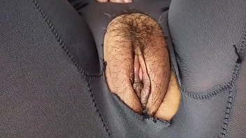 Al Profesor De Yoga Se Le Calentó La Verga Al Ver Que Mis Leggins Transparentan Mi Vagina, No Pudo Más Y Me Los Rompió ...