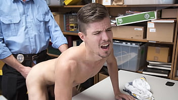 Gay Loss Prevention Officer Fucking The Twink In His Back Office - Perps4k