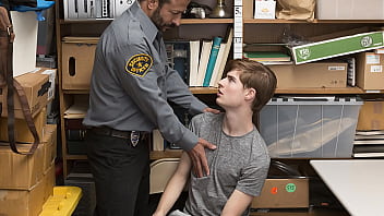 Twink Has To Follow Usual Routine Strip Search By The Officer - Perps4k