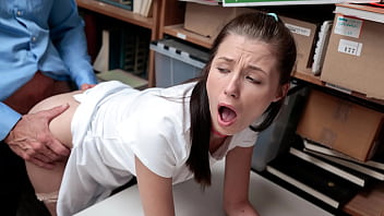 Lp Officer Saw His Chance To Punish The Teen Shoplifter - Fuckthief