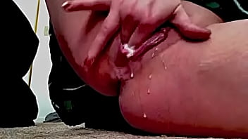 Kirstin Ward Cumming And Squirting