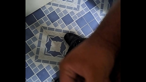 Pene Pequeño Masturbandose