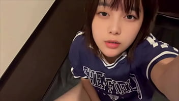 エロ本をみながらネットカフェでオナニーする人妻。旦那以外のちんぽ咥えて浮気してみたい_ - amateur, asian, japanese, only-women - Video 297297