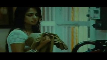 Youtube - Vettaikaaran - Oru Chinna Thamarai Good Quality