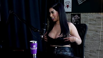 Teve Relacionamento Como Hotwife E Quer Um Corno, Foi No Swing E Transou Com Dezesseis Homens, Fez Suruba - Amy Yamaguchi (sheer/red)