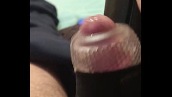 Novinho Gozando Litros Com Masturbador / Thigas