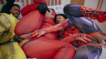 Deadpool, Wolverine E Mulher Aranha - Sem Pregas Para Voltar Para Casa