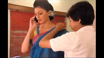 Boy Enjoying Hot Aunty