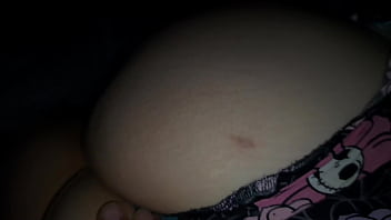 Me Encanta Que Sus Manos Toquen Su Cuerpo, Me Exita