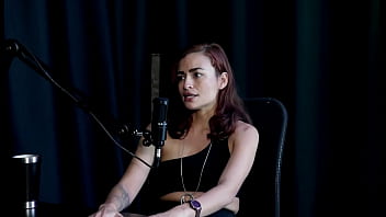 Esteve Dentro De Um Relacionamento Abusivo E Foi Internada No Hospital Psiquiátrico, Vive Um Trisal, é Massoterapeuta - Kamilla Werneck (sheer/red)