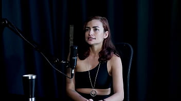 A Mãe Descobriu A Sua Orgia, Ainda Não Gravou Com Travesti, Decidiu Parar Pra Se Curar, E Foi Chamada De _atriz Porn_ Evangélica_ - Kamilla Werneck (sheer/red)