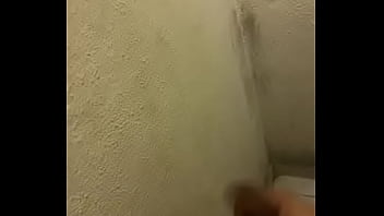 Jugando Con Mi Amiguito En El Baño