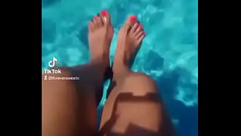Foreversweetx - update #1 - Feet Pool ?