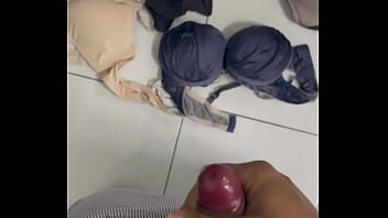 Finding Something In Workmate Sister Room 1/2