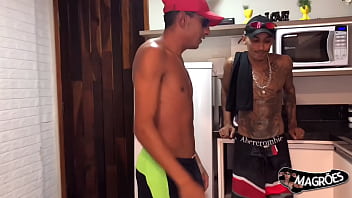 O Parceiro Disse Que Estava Com Fome E Ofereci Meu Cuzinho Para Ele Arrombar