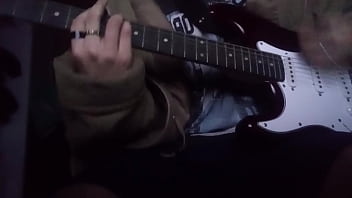 Tocándome, La Guitarra