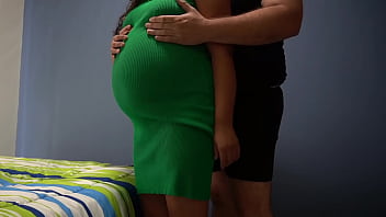 Esta Mexicana Embarazada Está Buscando Un Padrastro Que La Folle A Diario