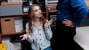 Hot Blonde Babe Apprehended After Her Suspicious Footage - Lifterhub