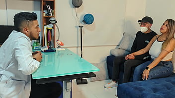 Una Visita Al Doctor Con Mucho Sexo