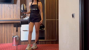 Pido Servicio A La Habitacion Y Viene Una Peque_a Puta Con Ganas De Follar Pido Servicio A La Habitacion Y Viene Una Peque_a Puta Con Ganas De Follar