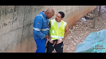 Macetei O Encarregado Da Obra E Gozei Na Careca Dele Filme Completo No Red