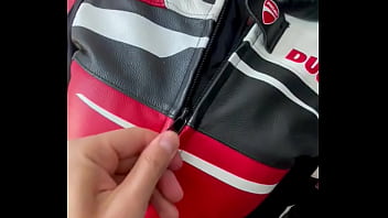 Good Motorcycle Gear Is Very Heavy ?ducati One Love ️