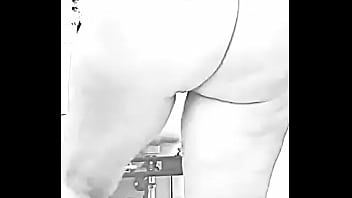 Massive Heavy Booty Redhead