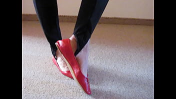 Red Ballet Flats And Black Leggins - Shoeplay By Isabelle-sandrine