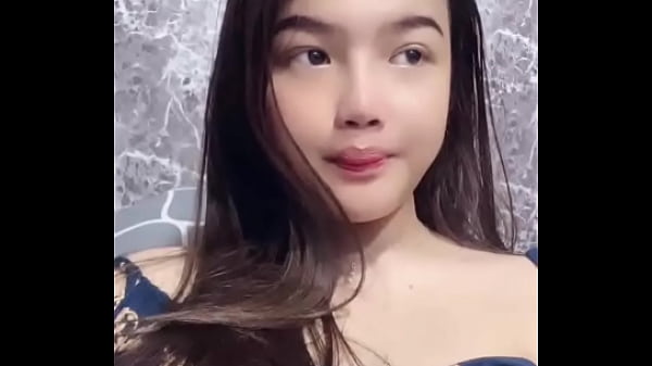 Natural Big Tits - solo, live - Video 285286