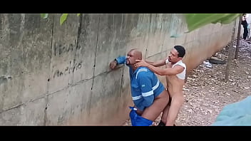 Workers Have Sex In Secret On Construction