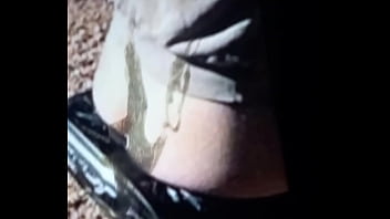 Cumming On Bff Taking A Crap