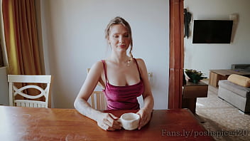 Alexa poshspisy привела в дом незнакомца, что бы он трахнул ее перед ее мужем