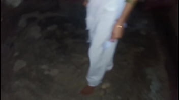 First Time Vergin Indian Girlfriend Outdoor Hindi Sex Video